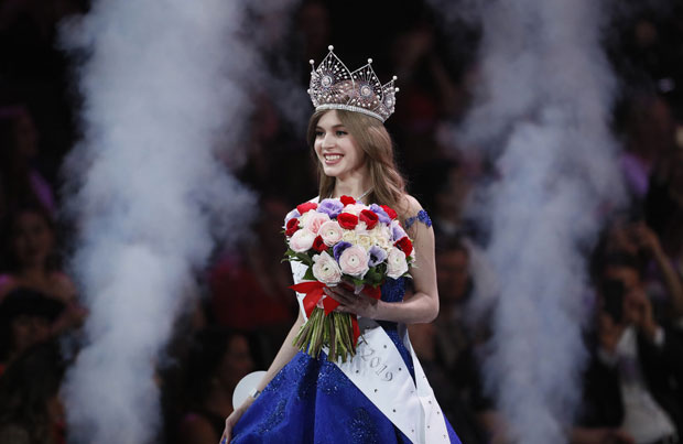 Не дају визу: Руска лепотица не може на такмичење у Америку (ФОТО)